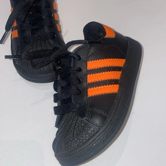 Adidas Sneakers Shoes Orange Black Traditional 3 Stripe Youth 8 size 8K - Picture 2 of 9